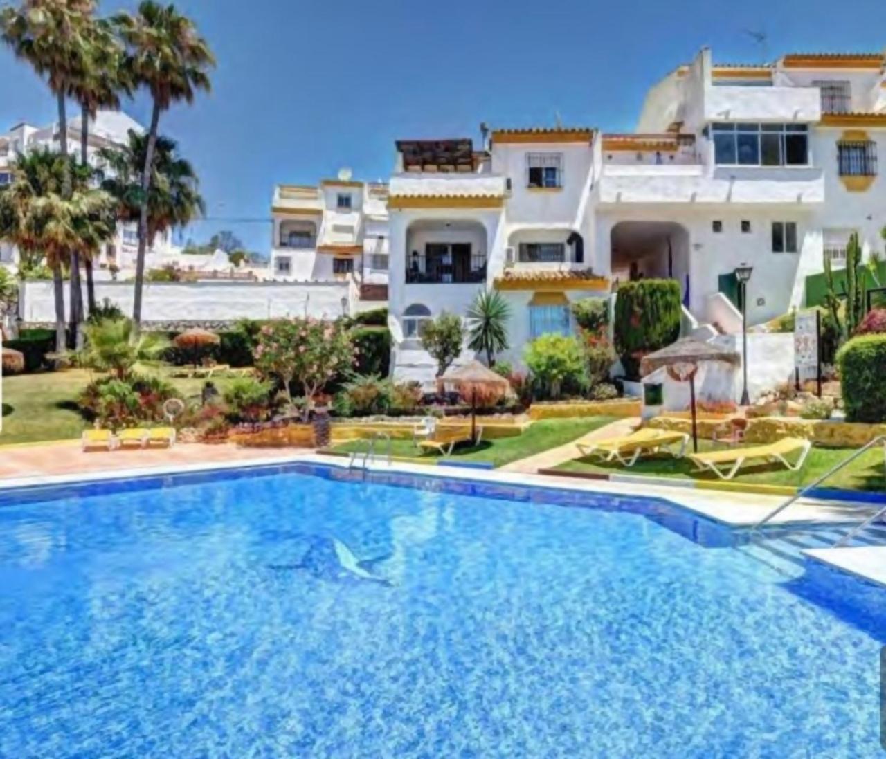Lomas De Benalmar Piscina Air Parking Andra Benalmadena