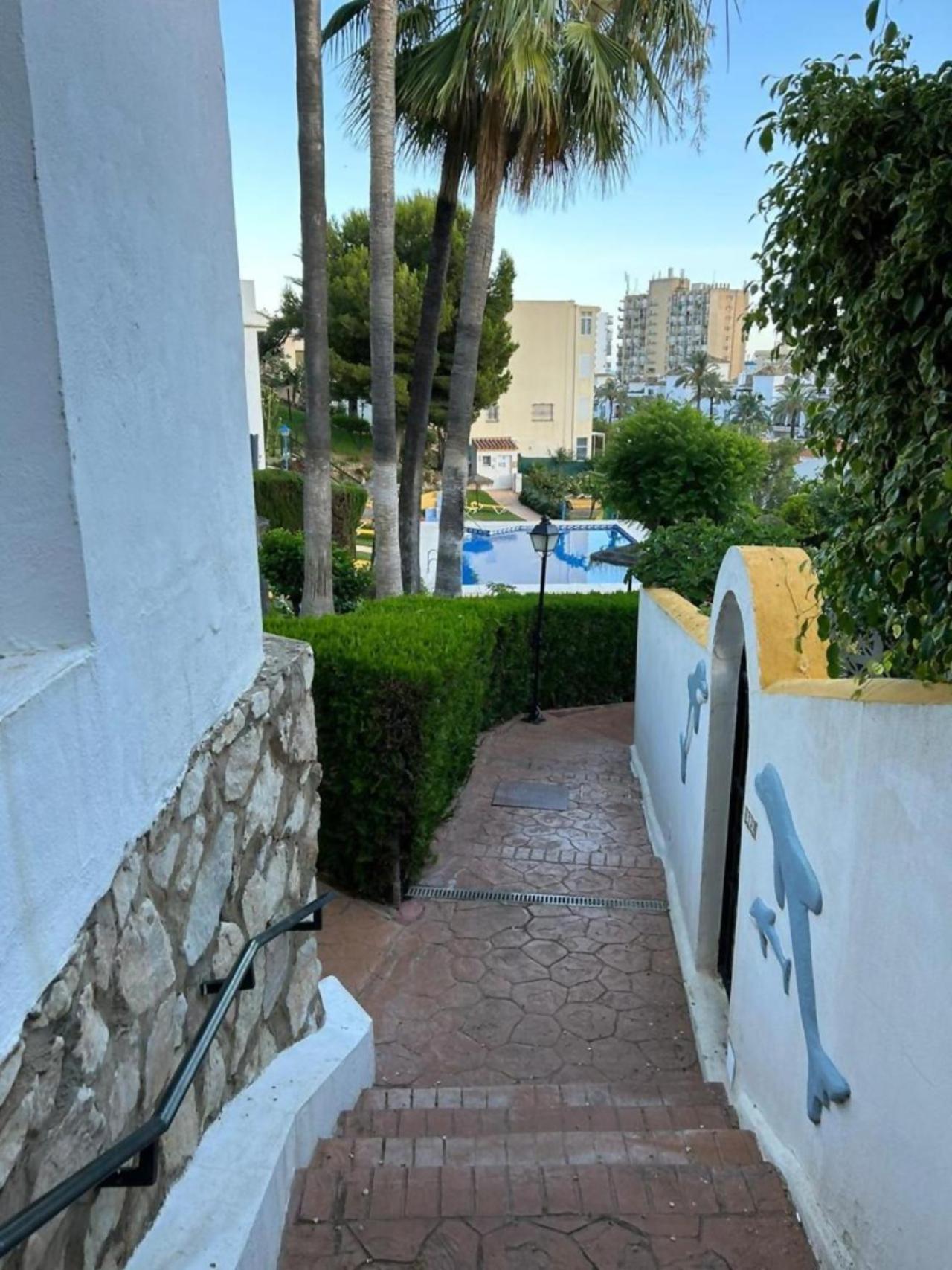 Lomas De Benalmar Piscina Air Parking Andra Benalmadena